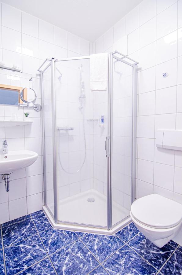 Hotel Blischke Carolinensiel Esterno foto
