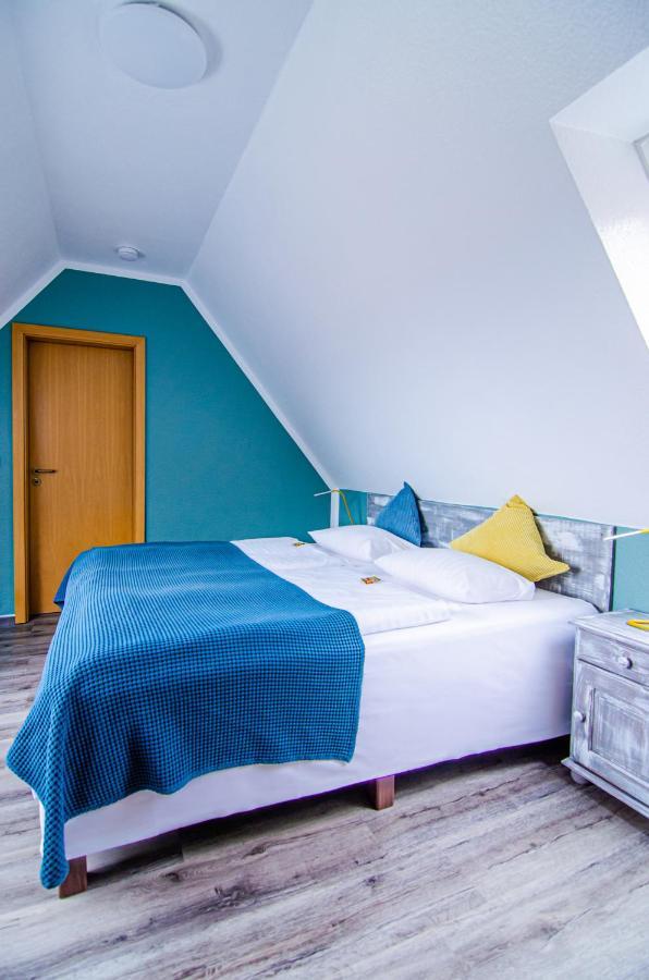 Hotel Blischke Carolinensiel Esterno foto