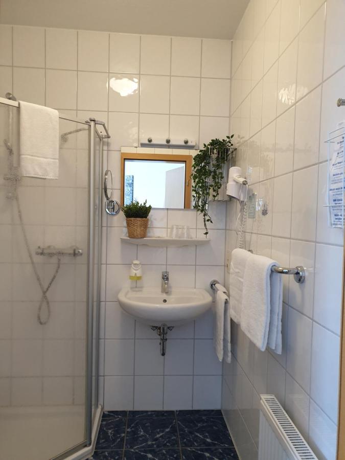 Hotel Blischke Carolinensiel Esterno foto