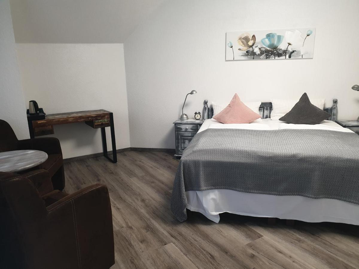 Hotel Blischke Carolinensiel Esterno foto